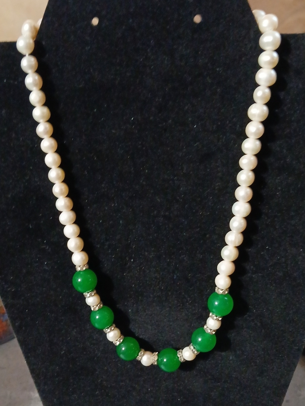 Vintage Pearl and Jade 17" Necklace